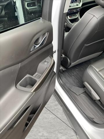 used 2022 GMC Acadia car, priced at $29,423