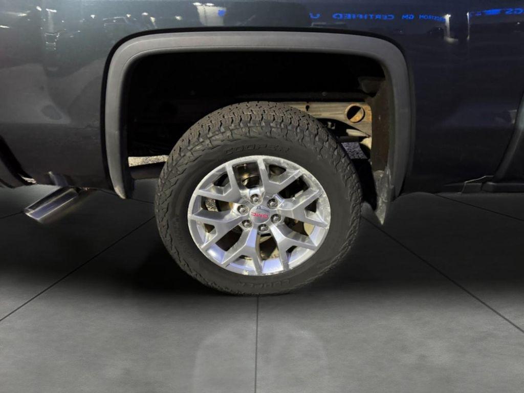 used 2018 GMC Sierra 1500 car, priced at $31,264