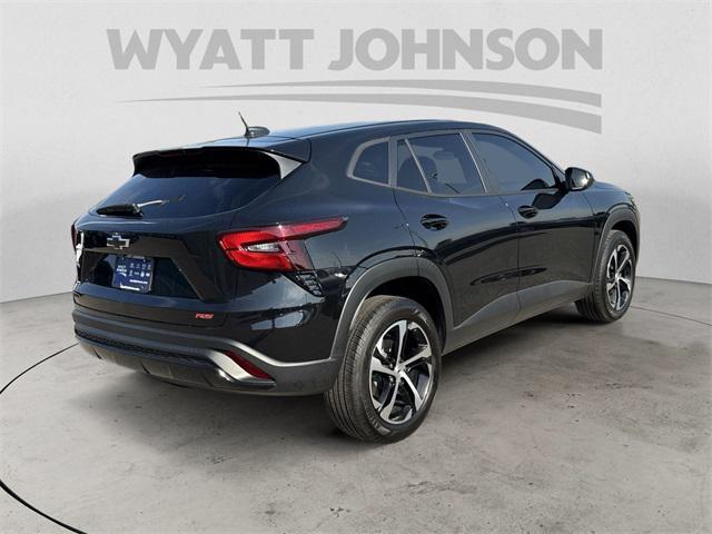 used 2024 Chevrolet Trax car, priced at $20,899