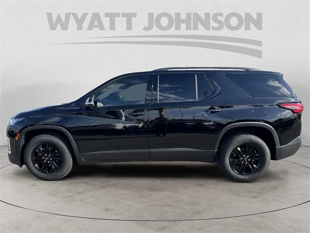 used 2023 Chevrolet Traverse car, priced at $27,897