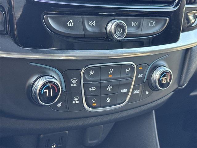 used 2023 Chevrolet Traverse car, priced at $27,897