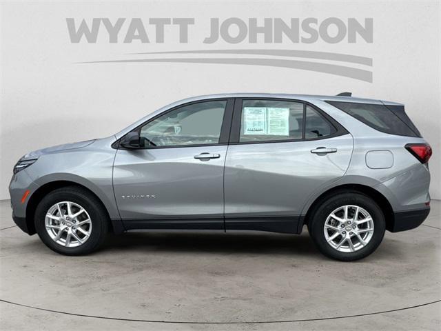 used 2024 Chevrolet Equinox car, priced at $21,354