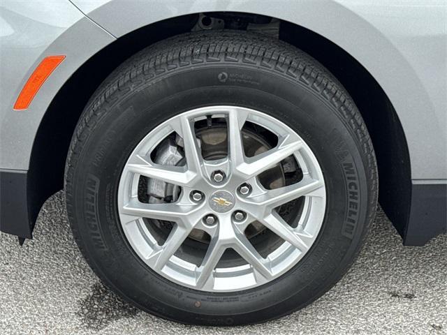used 2024 Chevrolet Equinox car, priced at $21,354