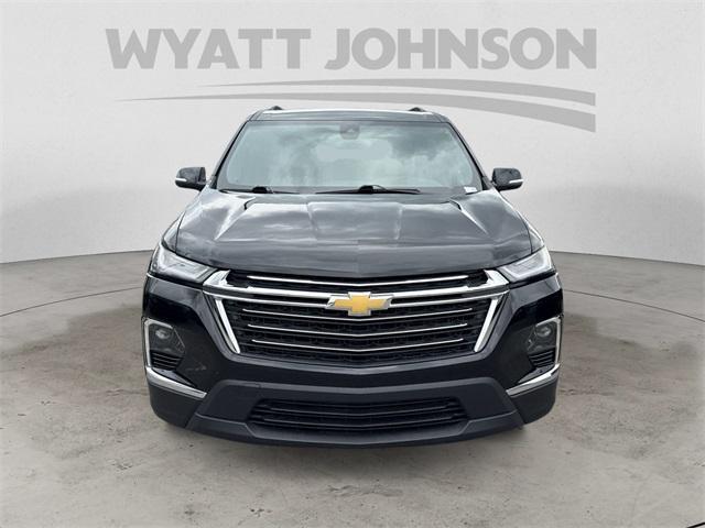 used 2023 Chevrolet Traverse car, priced at $29,146