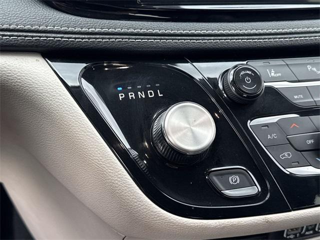 used 2024 Chrysler Pacifica Hybrid car, priced at $28,242