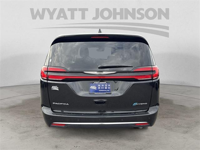 used 2024 Chrysler Pacifica Hybrid car, priced at $28,242