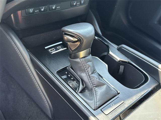 used 2024 Lexus ES 350 car, priced at $39,222