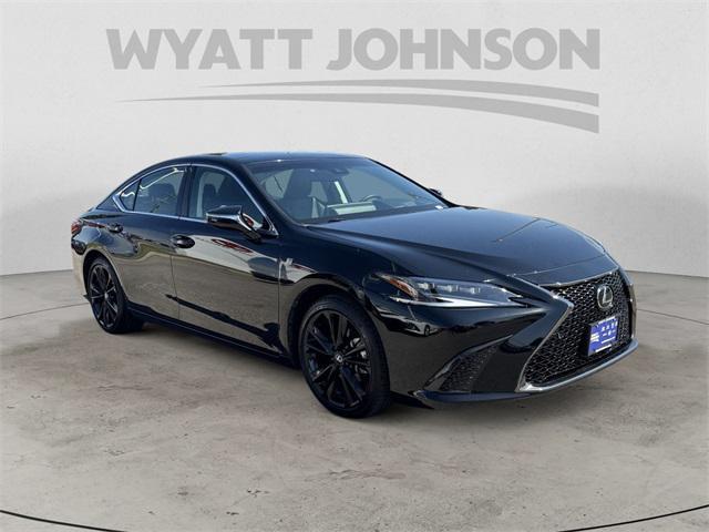 used 2024 Lexus ES 350 car, priced at $39,222