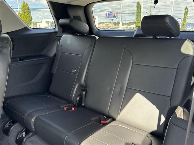 used 2020 Chevrolet Traverse car, priced at $19,798