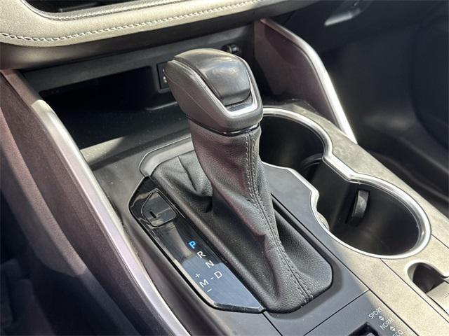used 2022 Toyota Highlander car, priced at $32,525