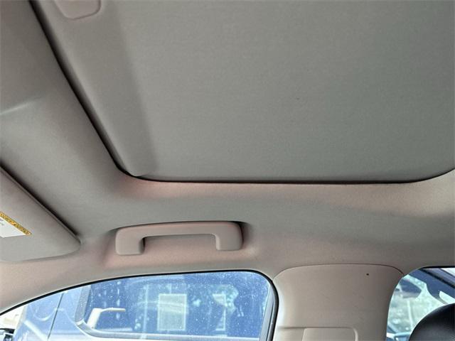 used 2022 Toyota Highlander car, priced at $32,525