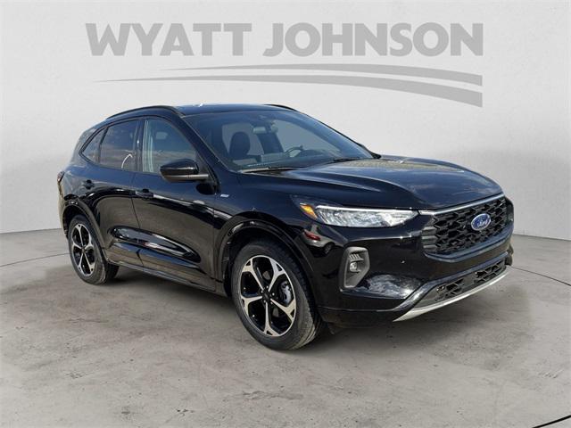 used 2023 Ford Escape car, priced at $25,193