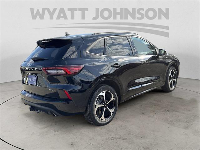 used 2023 Ford Escape car, priced at $25,193