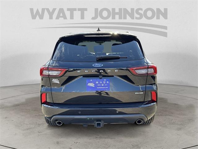 used 2023 Ford Escape car, priced at $25,193