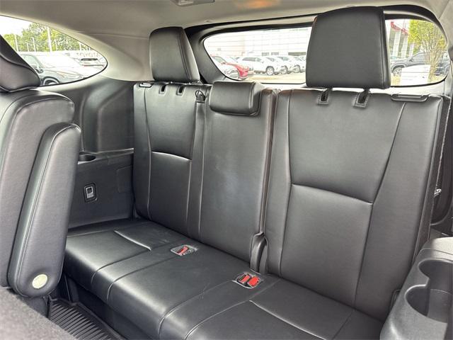 used 2023 Toyota Highlander car, priced at $33,771