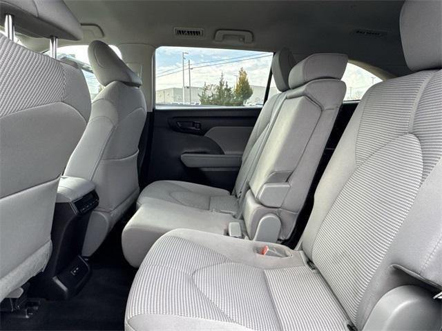 used 2022 Toyota Highlander car, priced at $28,990