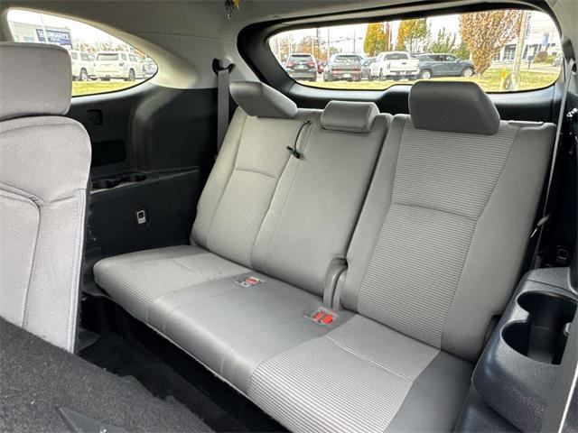 used 2022 Toyota Highlander car, priced at $28,990