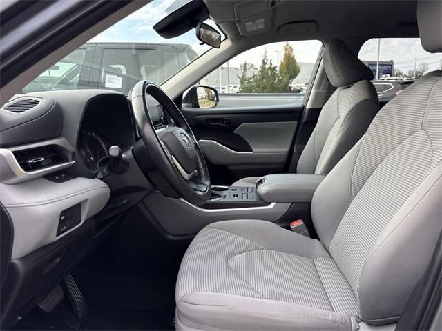 used 2022 Toyota Highlander car, priced at $28,990