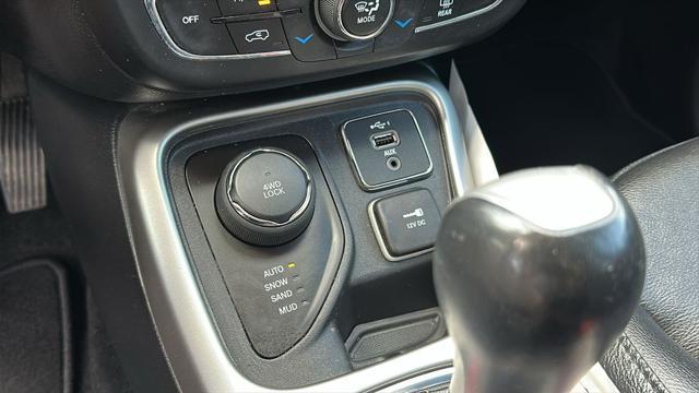 used 2019 Jeep Compass car, priced at $15,749