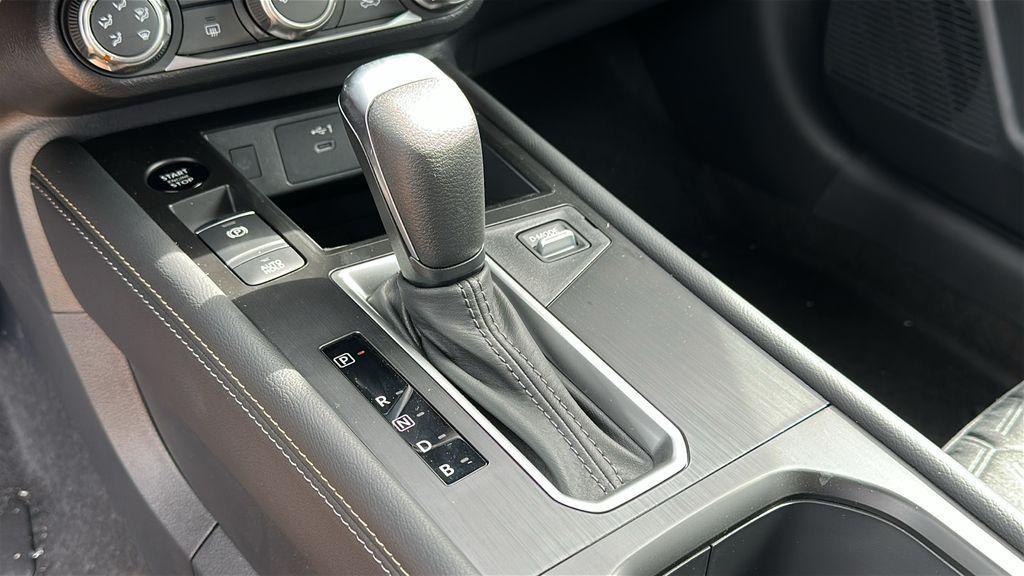 new 2025 Nissan Murano car, priced at $44,255