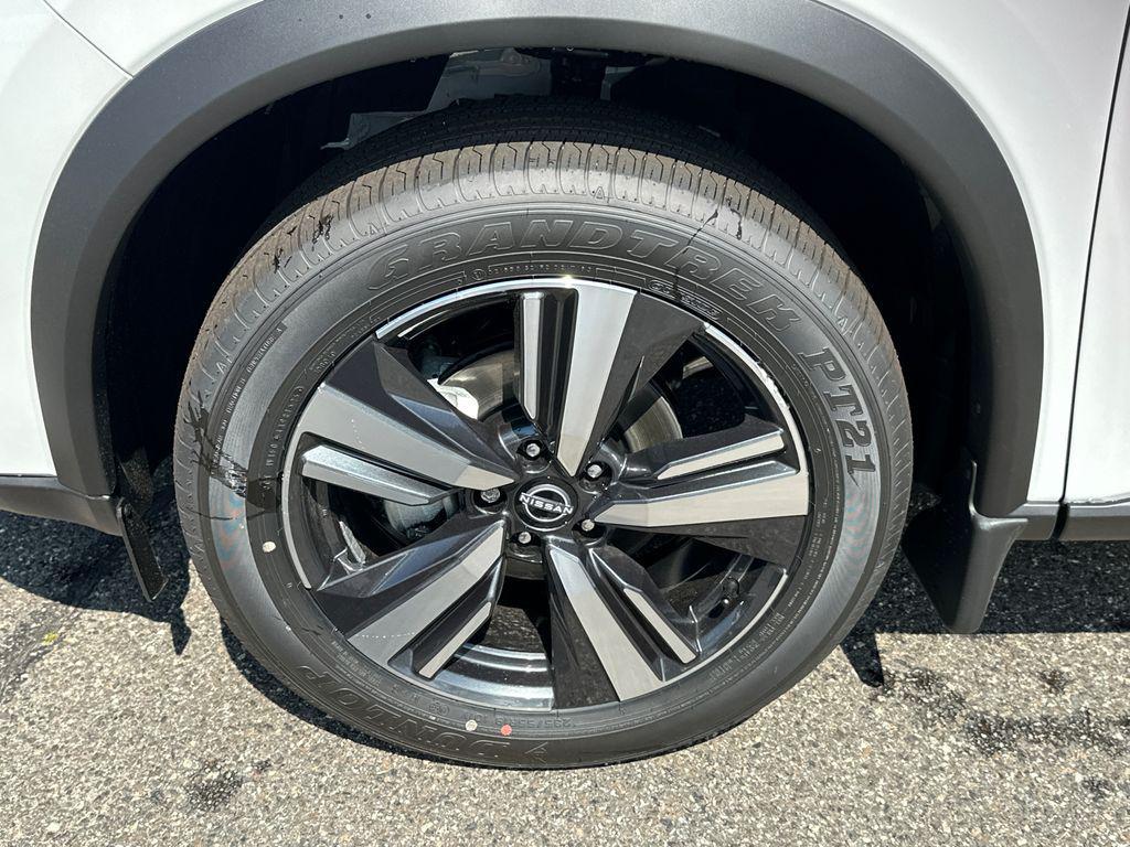 new 2025 Nissan Rogue car, priced at $39,995