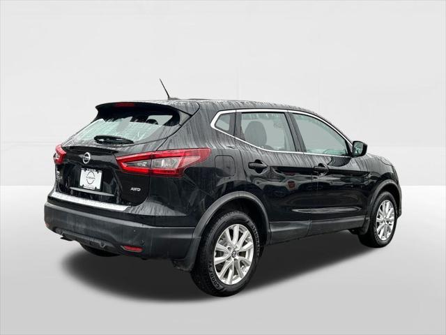 used 2020 Nissan Rogue Sport car, priced at $16,134