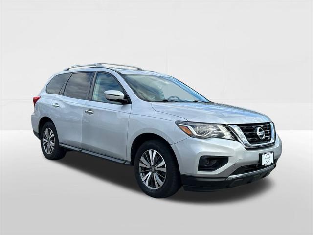 used 2019 Nissan Pathfinder car, priced at $19,000