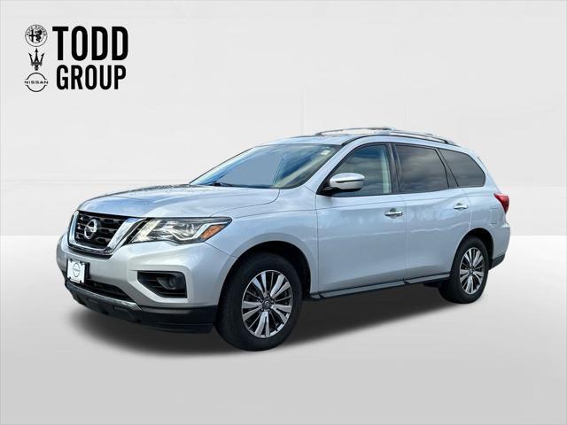 used 2019 Nissan Pathfinder car, priced at $19,259