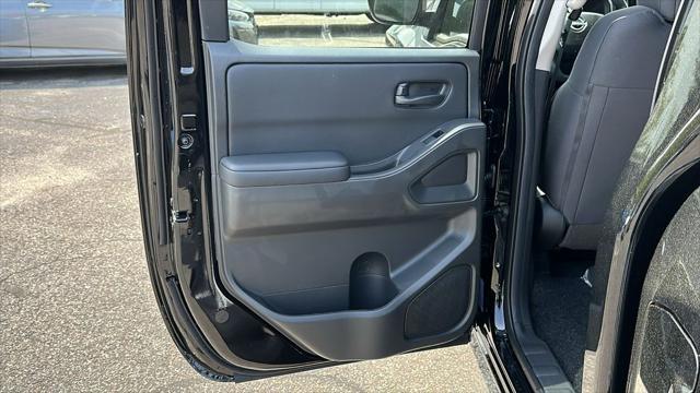 new 2025 Nissan Frontier car, priced at $38,440
