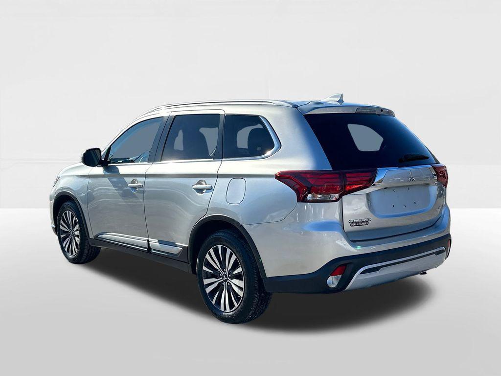 used 2020 Mitsubishi Outlander car, priced at $13,996
