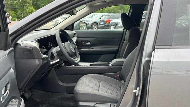 new 2025 Nissan Kicks car, priced at $26,190