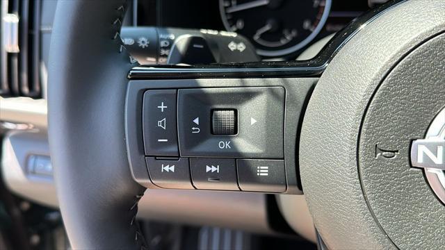 new 2025 Nissan Pathfinder car, priced at $49,925