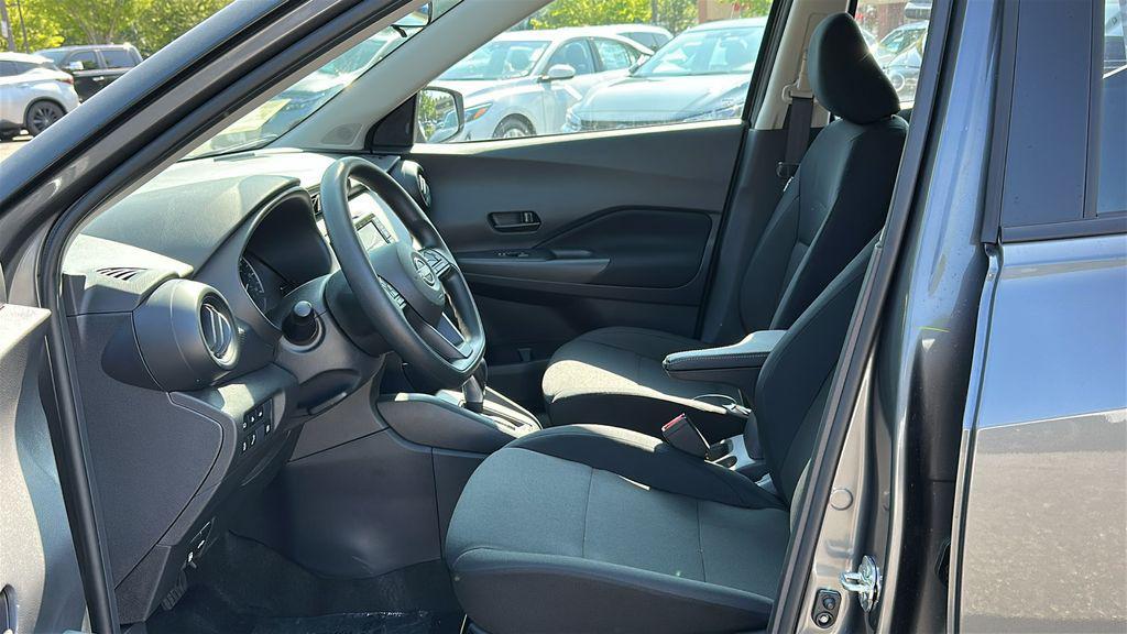 new 2025 Nissan Kicks car, priced at $23,295