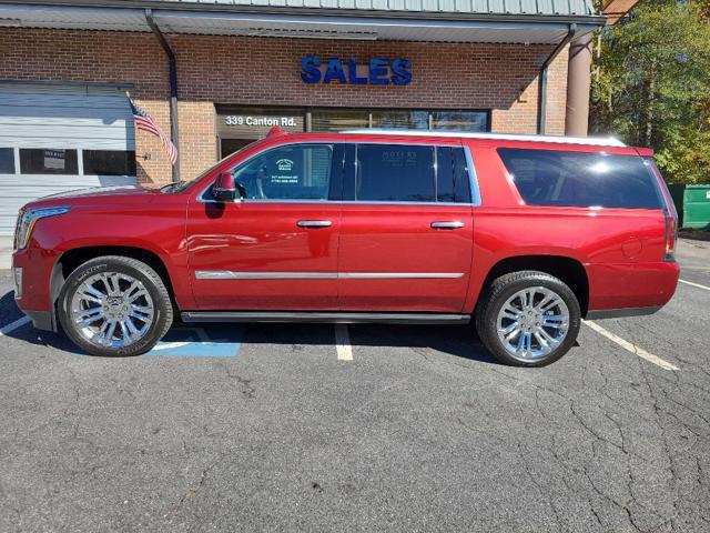 used 2017 Cadillac Escalade ESV car, priced at $28,977