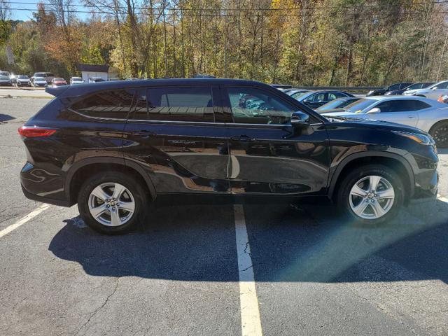 used 2021 Toyota Highlander car, priced at $25,977