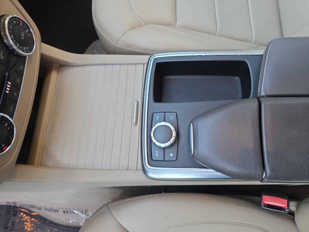 used 2013 Mercedes-Benz M-Class car, priced at $10,950