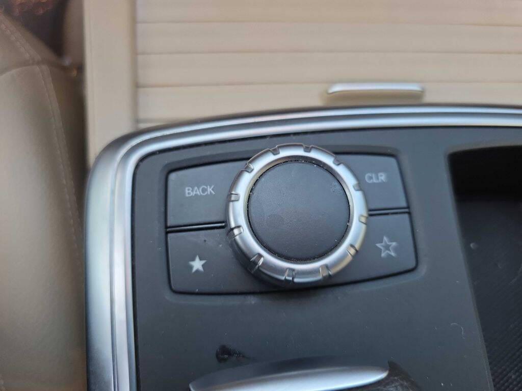 used 2013 Mercedes-Benz M-Class car, priced at $10,950