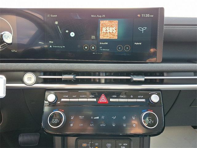 new 2025 Hyundai TUCSON Hybrid car, priced at $40,735