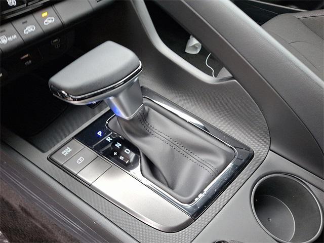 new 2025 Hyundai Elantra car, priced at $24,285