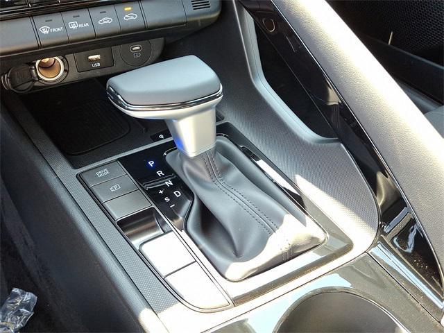 new 2025 Hyundai Elantra car, priced at $26,785