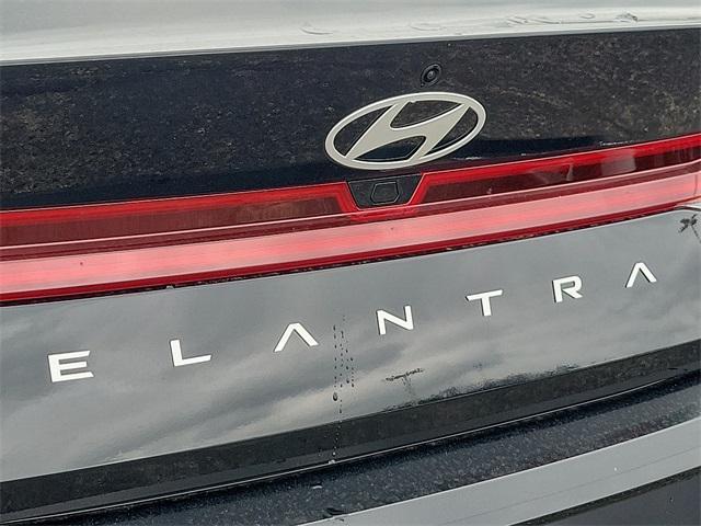 new 2024 Hyundai Elantra car, priced at $29,675