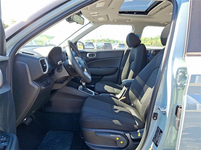 new 2025 Hyundai Venue car, priced at $23,165