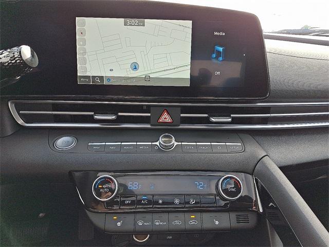 new 2025 Hyundai Elantra car, priced at $26,070