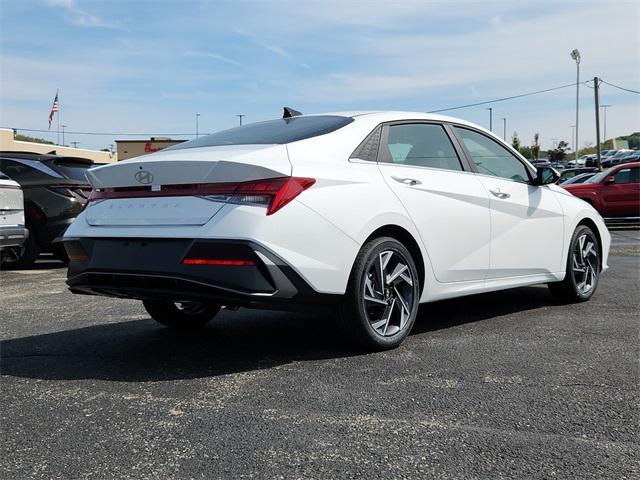 new 2024 Hyundai Elantra car, priced at $25,695