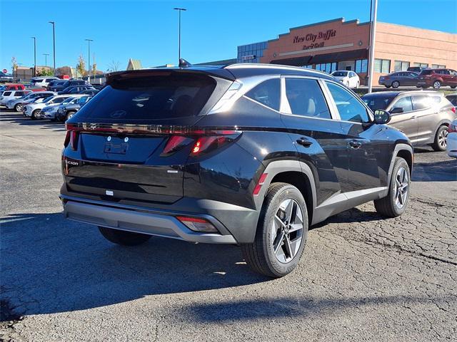 new 2025 Hyundai Tucson car, priced at $33,085