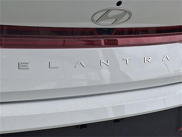 new 2025 Hyundai ELANTRA HEV car, priced at $23,810