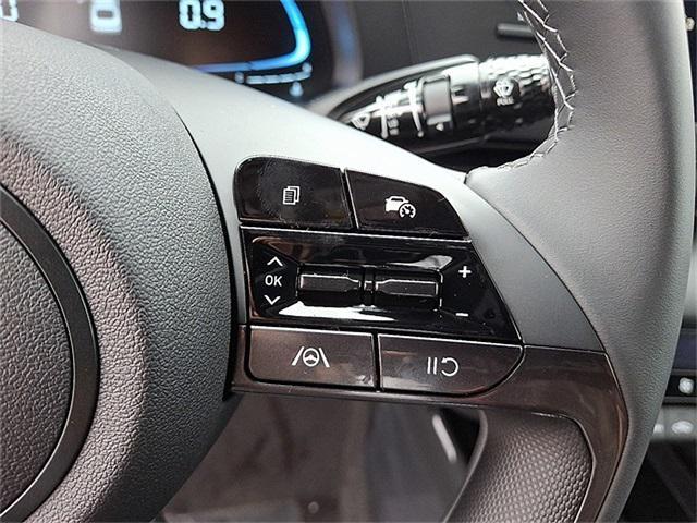 new 2025 Hyundai Elantra car, priced at $23,285