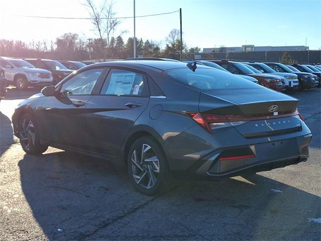 new 2025 Hyundai Elantra car, priced at $30,580