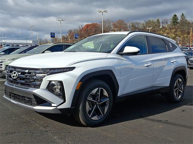 new 2026 Hyundai TUCSON Hybrid car, priced at $33,580