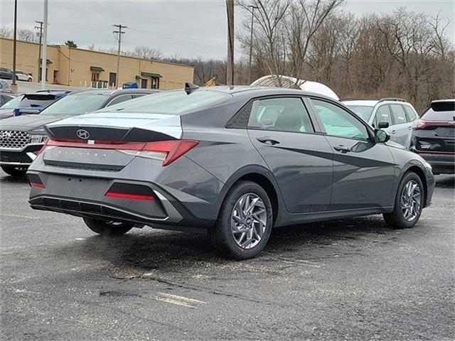 new 2025 Hyundai Elantra car, priced at $24,095